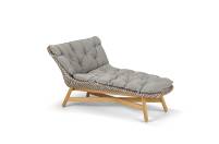 DEDON Mbrace Daybed